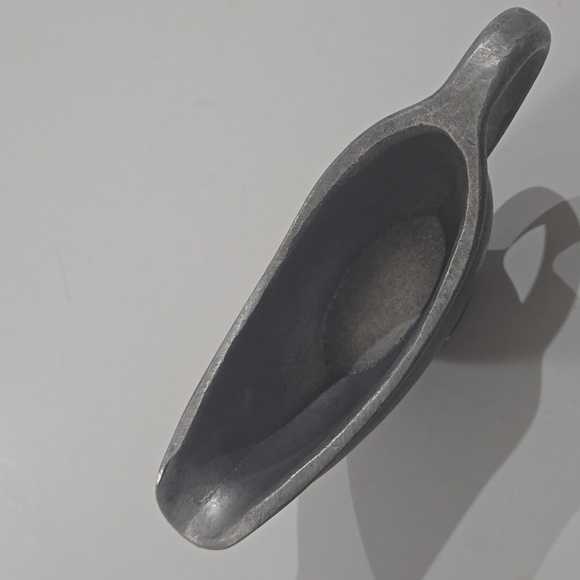 Vintage Pewter Sauce / Gravy Boat Server - Picture 5 of 8